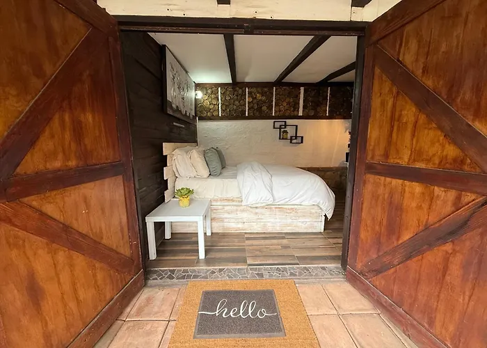 Roca Jardin Chalet